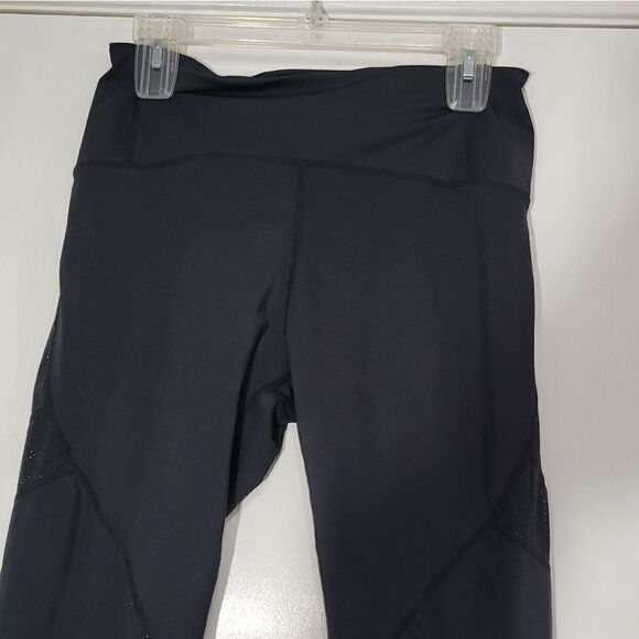 Black leggings with mesh detail on legs - Picture 8 of 15